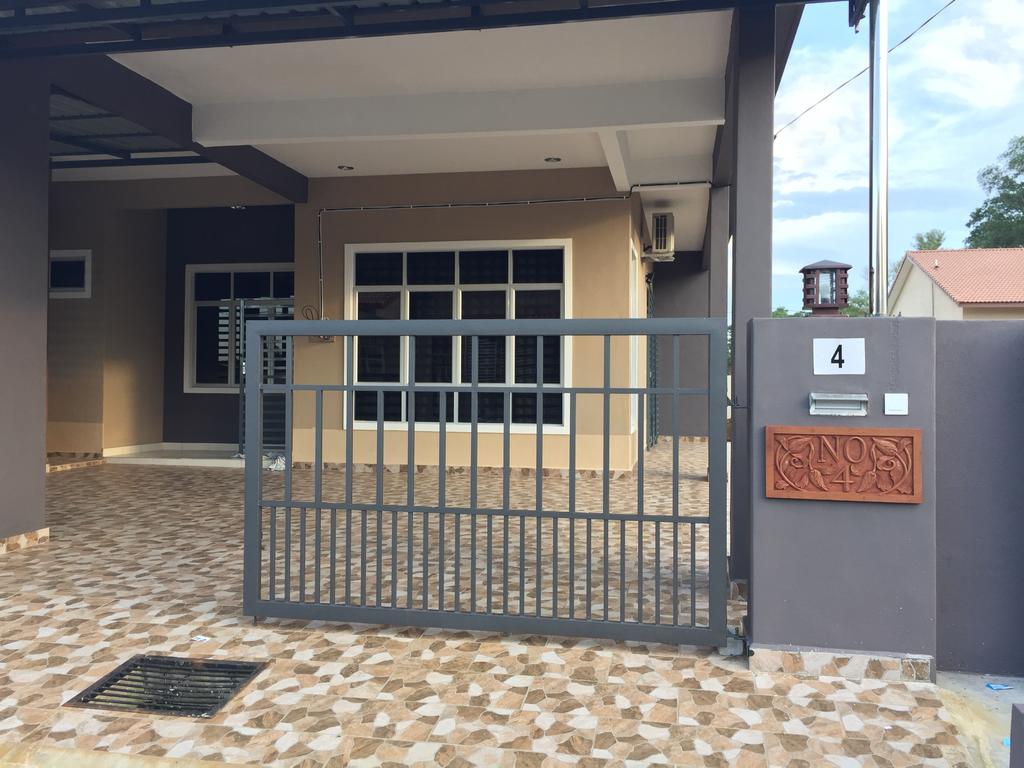 Ana Guest House Jalan Airport Kuantan Buitenkant foto