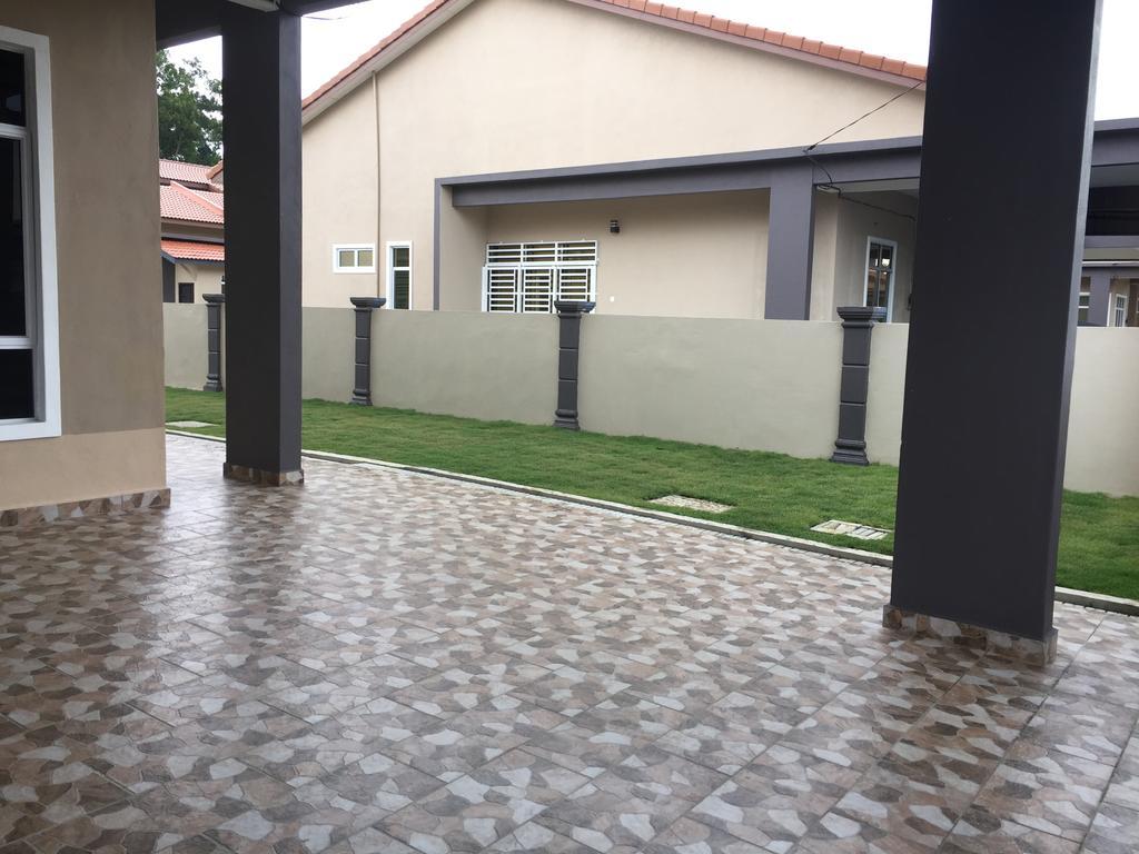 Ana Guest House Jalan Airport Kuantan Buitenkant foto