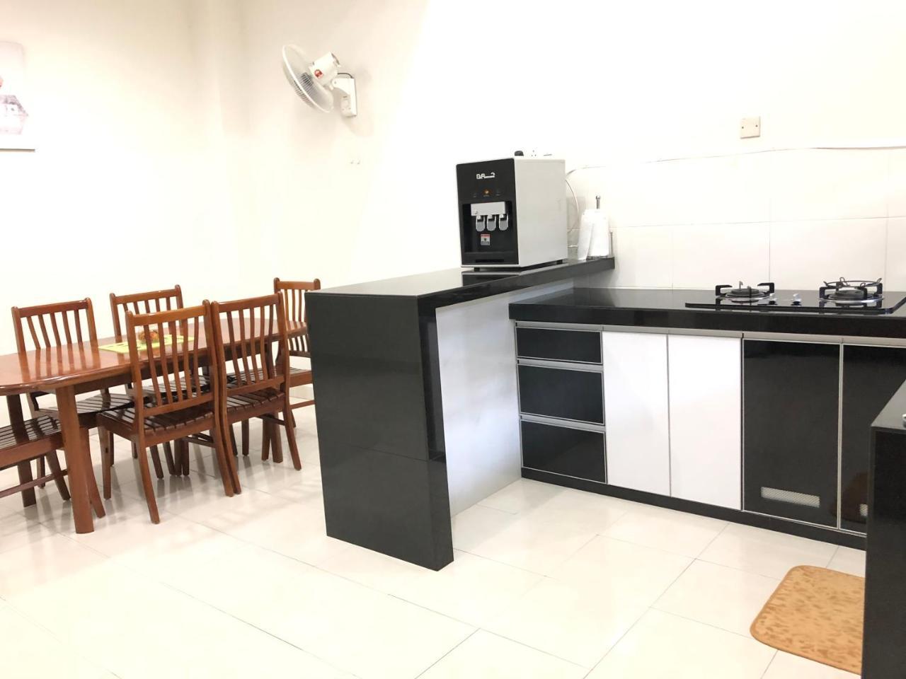 Ana Guest House Jalan Airport Kuantan Buitenkant foto